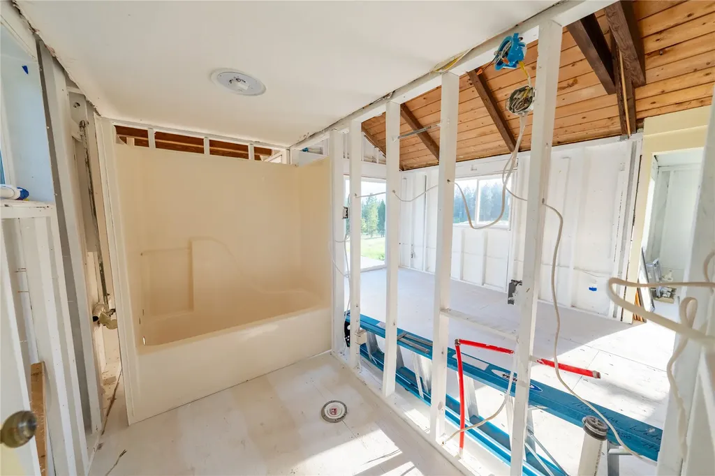 584 Mack Road Libby MT 59923