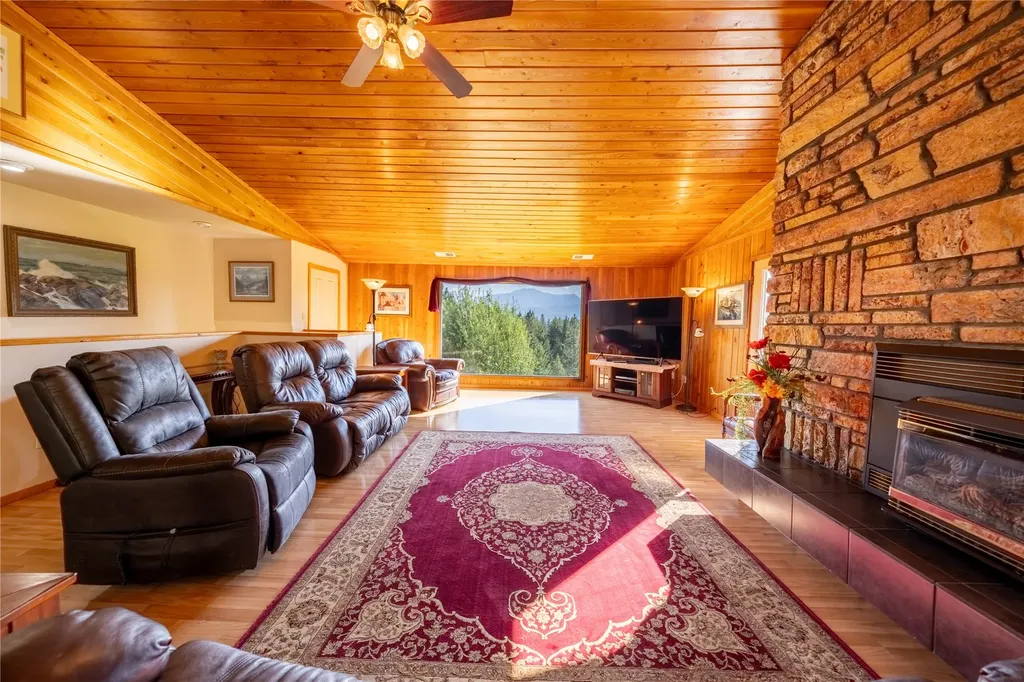 584 Mack Road Libby MT 59923