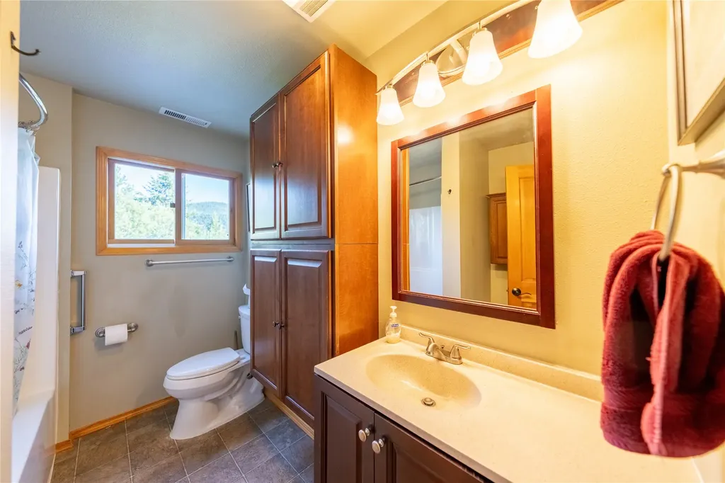 584 Mack Road Libby MT 59923