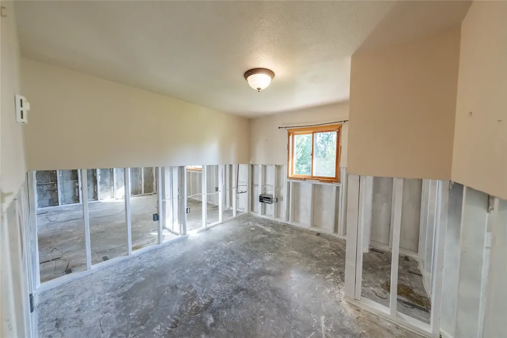 584 Mack Road Libby MT 59923