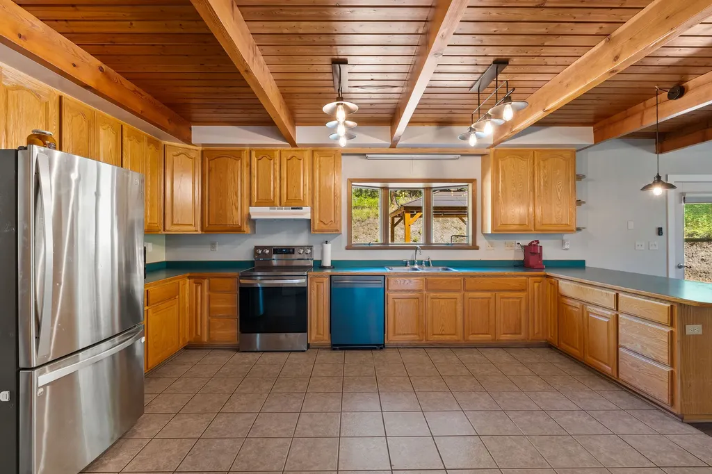 41001 Canyon View Drive Polson MT 59860