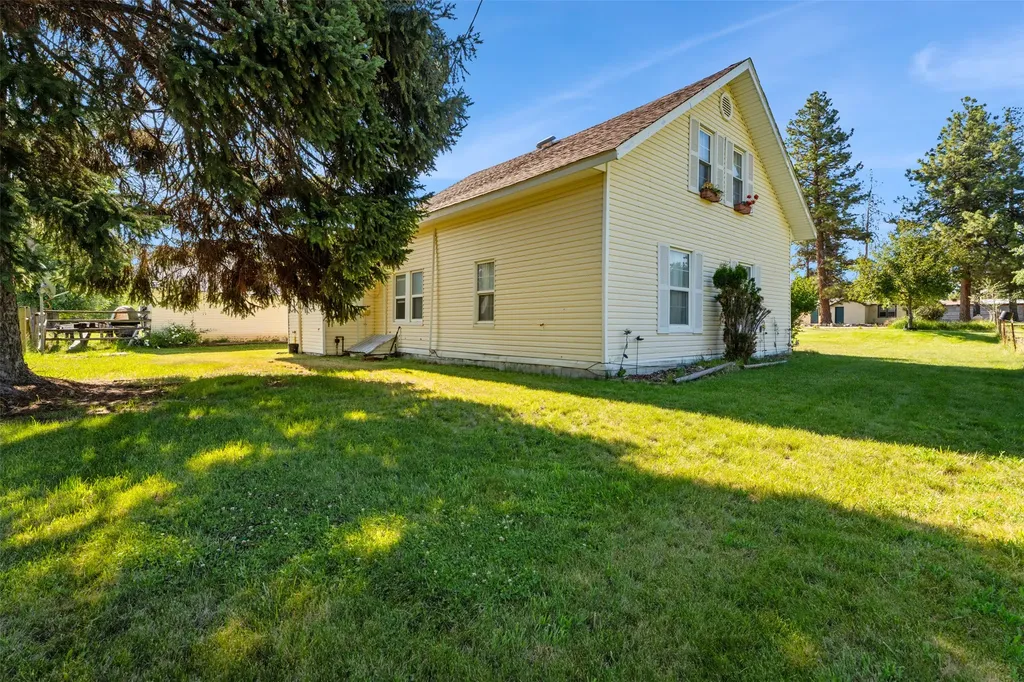 246 Otter Path Lane Hamilton MT 59840