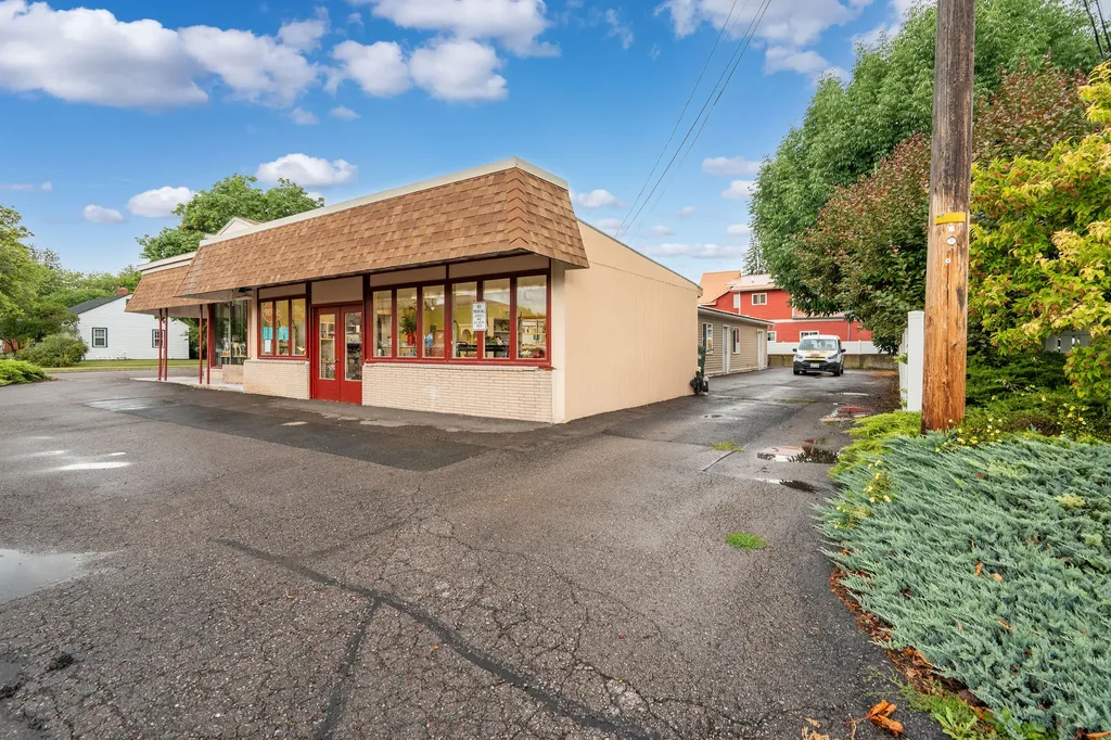 647 6th Avenue E Kalispell MT 59901