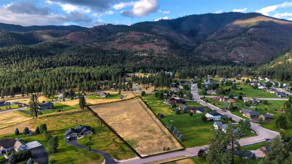 12196 Cowcatcher Drive Lolo MT 59847