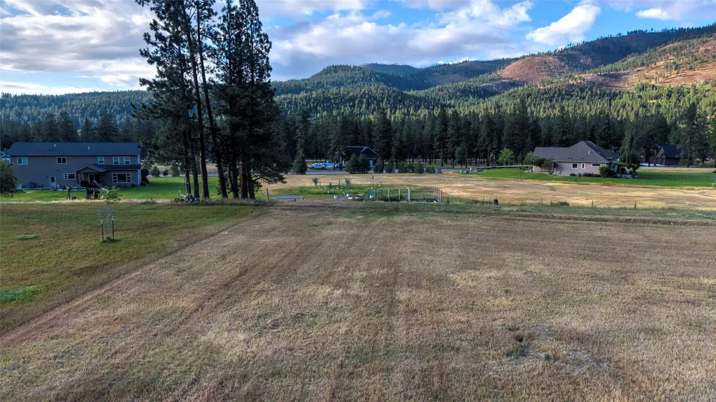 12196 Cowcatcher Drive Lolo MT 59847