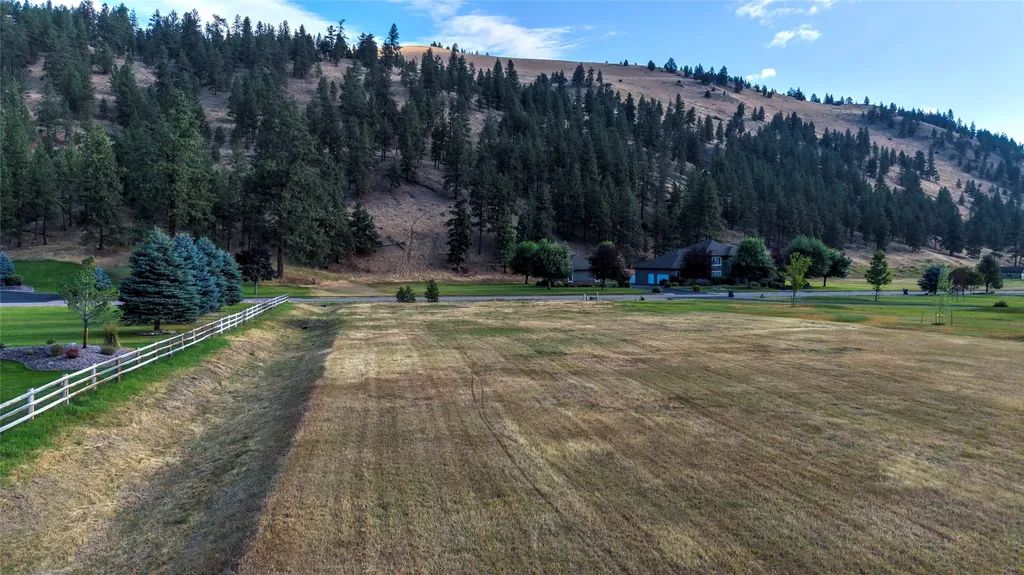 12196 Cowcatcher Drive Lolo MT 59847
