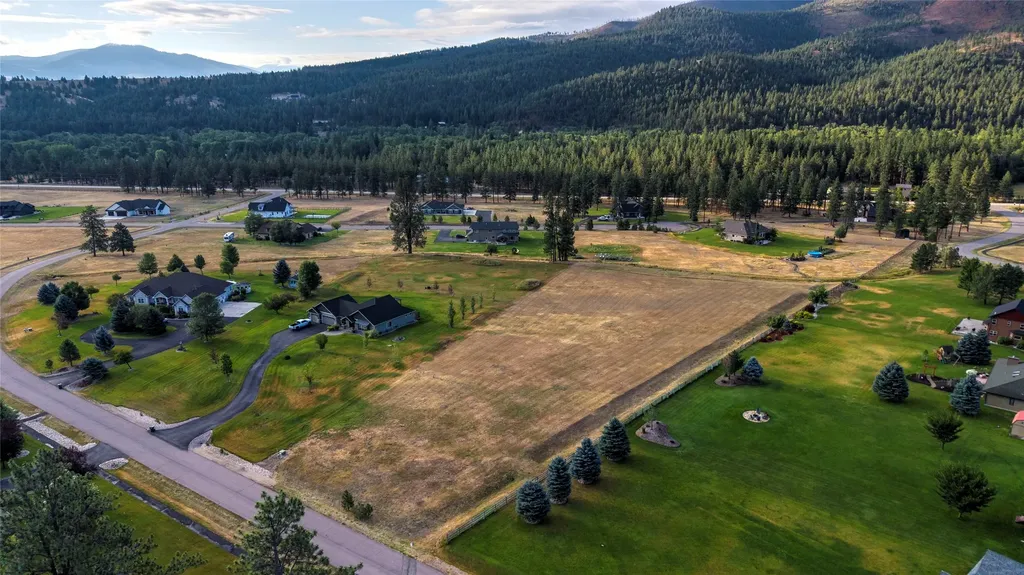 12196 Cowcatcher Drive Lolo MT 59847