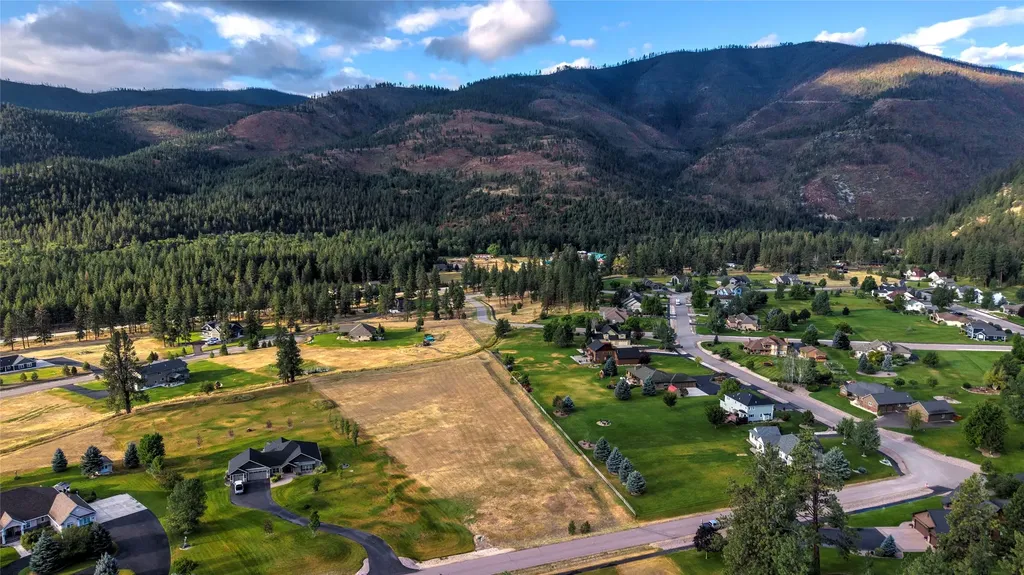 12196 Cowcatcher Drive Lolo MT 59847