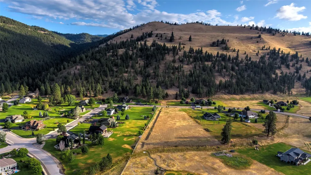 12196 Cowcatcher Drive Lolo MT 59847