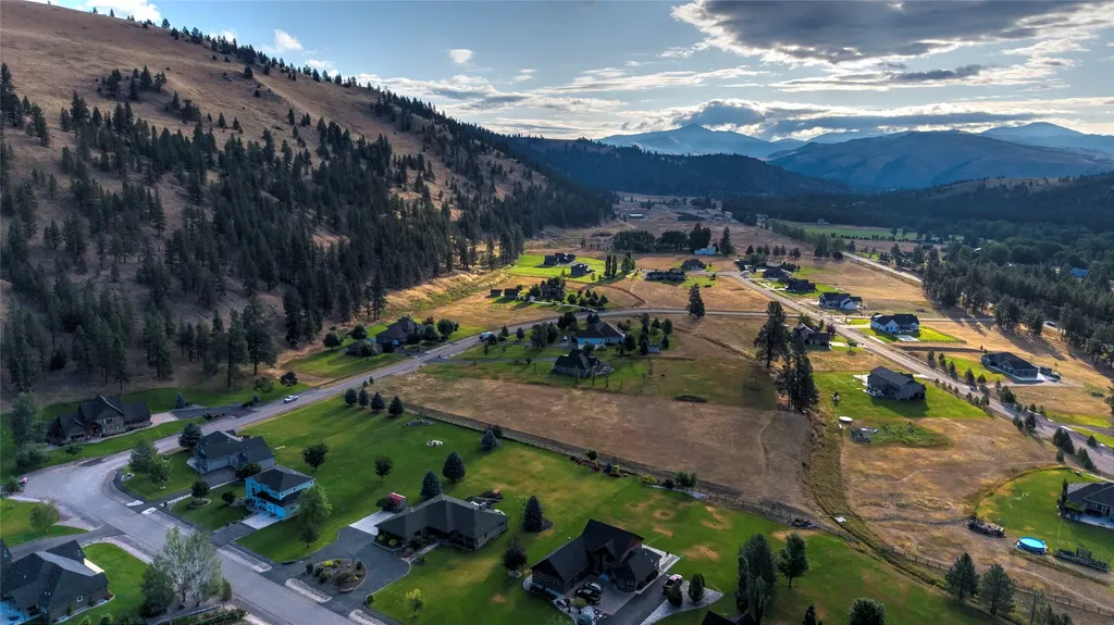 12196 Cowcatcher Drive Lolo MT 59847