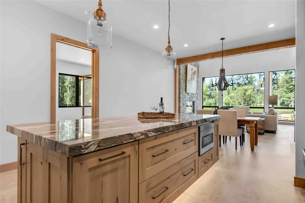 172/178 Swanlea Road S Bigfork MT 59911