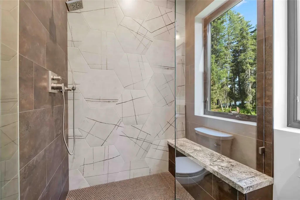 172/178 Swanlea Road S Bigfork MT 59911