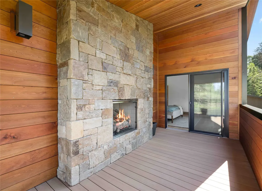 172/178 Swanlea Road S Bigfork MT 59911