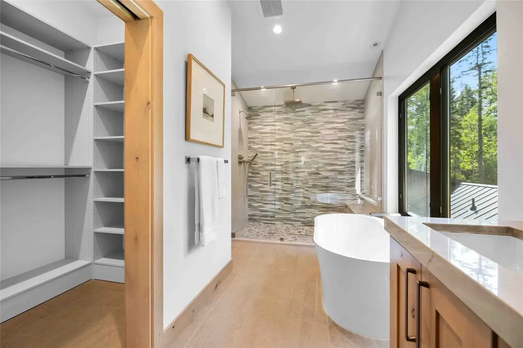 172/178 Swanlea Road S Bigfork MT 59911