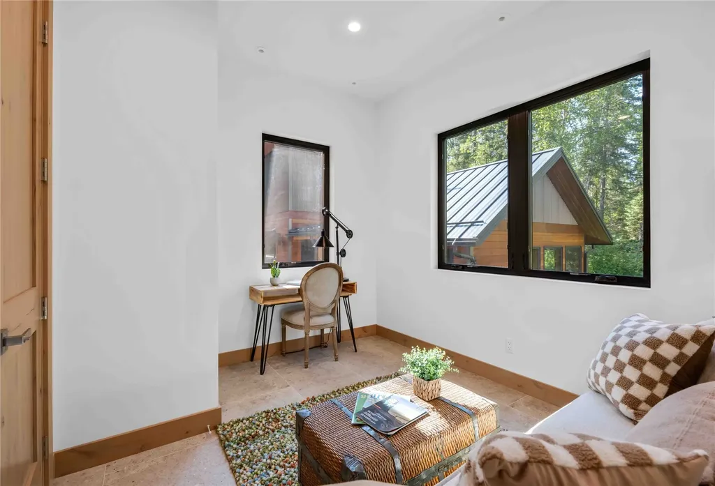 172/178 Swanlea Road S Bigfork MT 59911