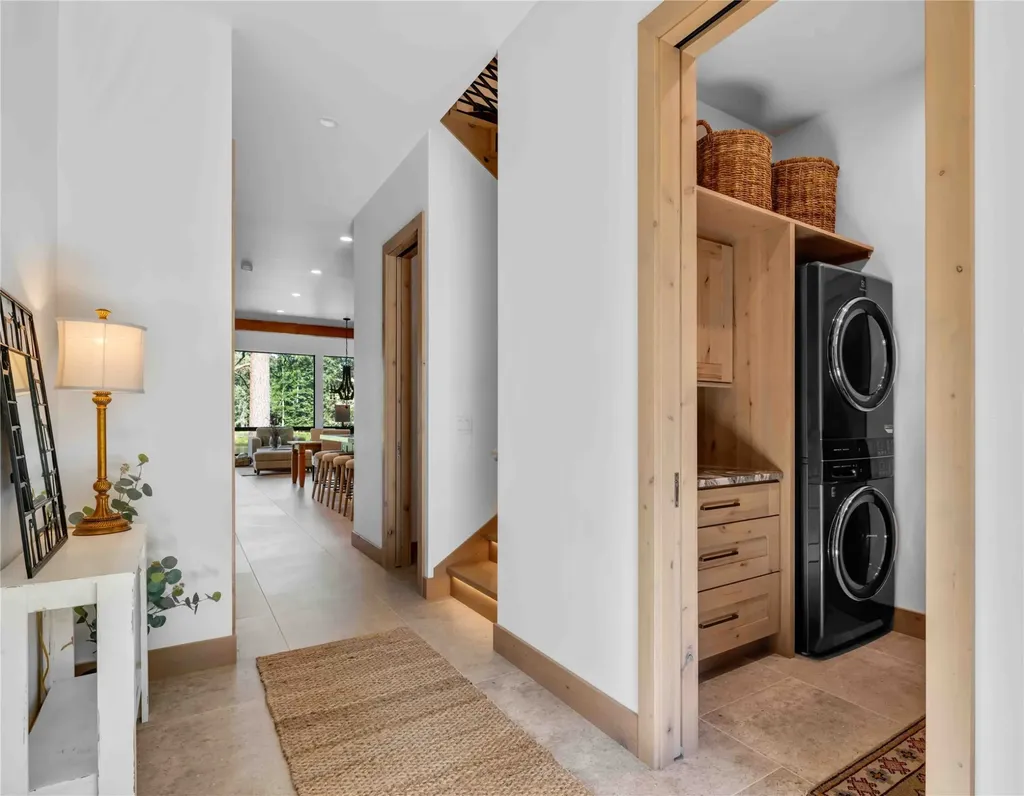 172/178 Swanlea Road S Bigfork MT 59911