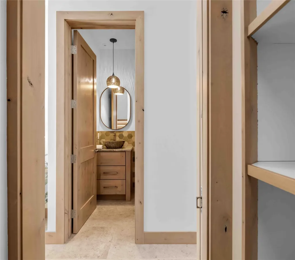 172/178 Swanlea Road S Bigfork MT 59911