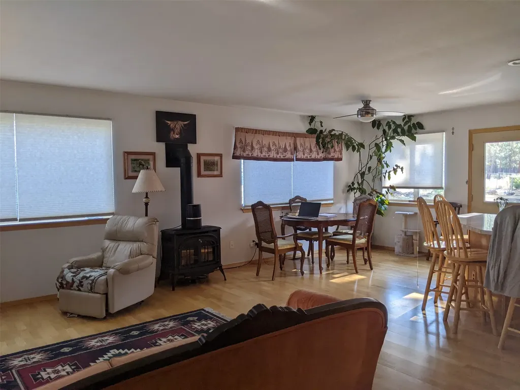 35 Snowy Lane Plains MT 59859