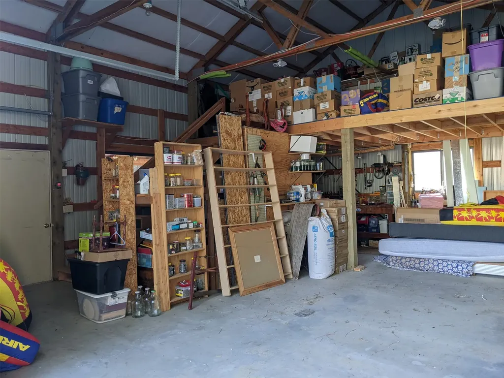 35 Snowy Lane Plains MT 59859