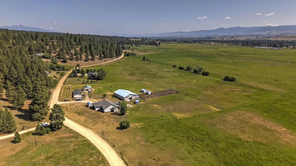 511 & 499 Gold Creek Loop Hamilton MT 59840