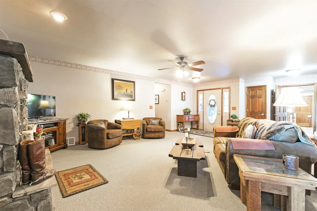 511 & 499 Gold Creek Loop Hamilton MT 59840