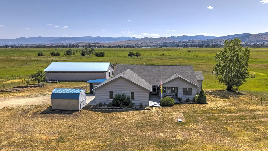 511 & 499 Gold Creek Loop Hamilton MT 59840