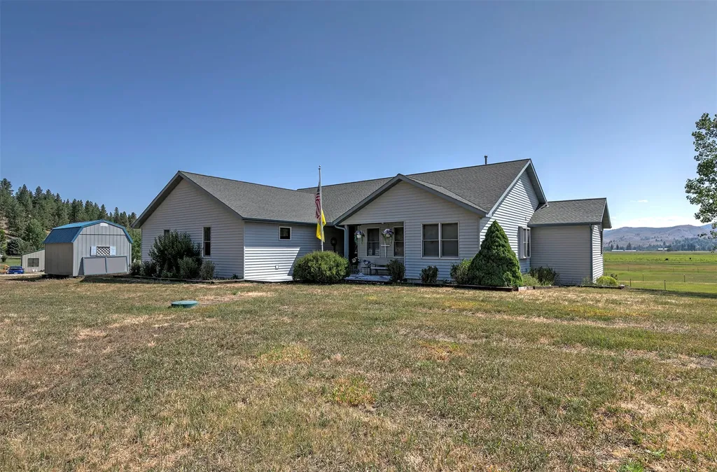 511 & 499 Gold Creek Loop Hamilton MT 59840