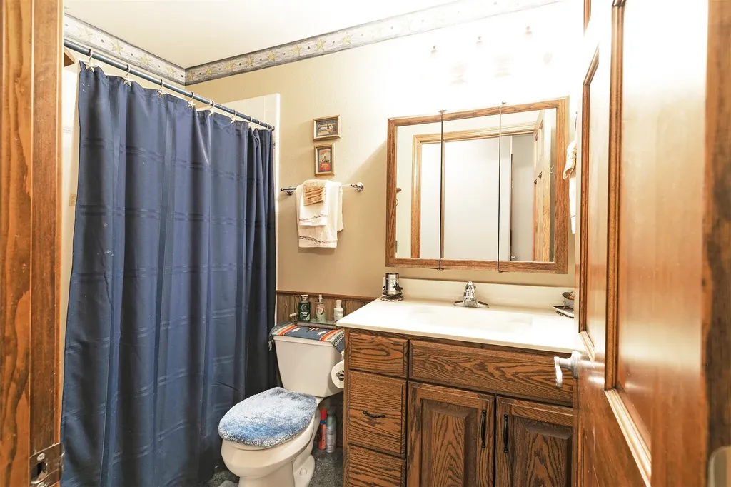 511 & 499 Gold Creek Loop Hamilton MT 59840