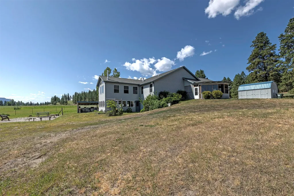 511 & 499 Gold Creek Loop Hamilton MT 59840