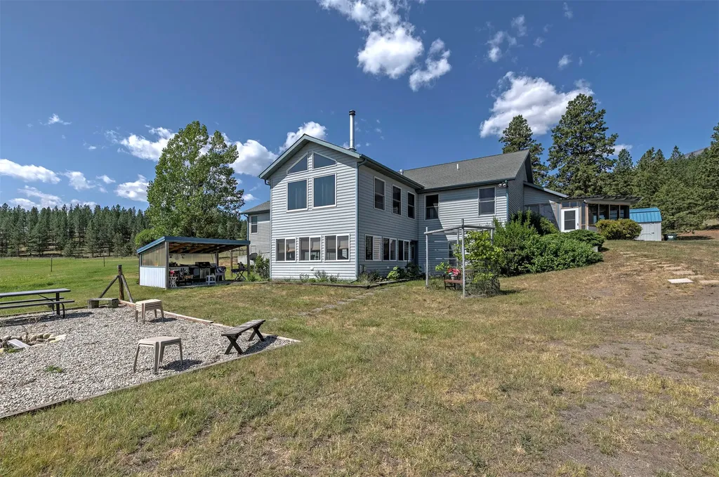 511 & 499 Gold Creek Loop Hamilton MT 59840