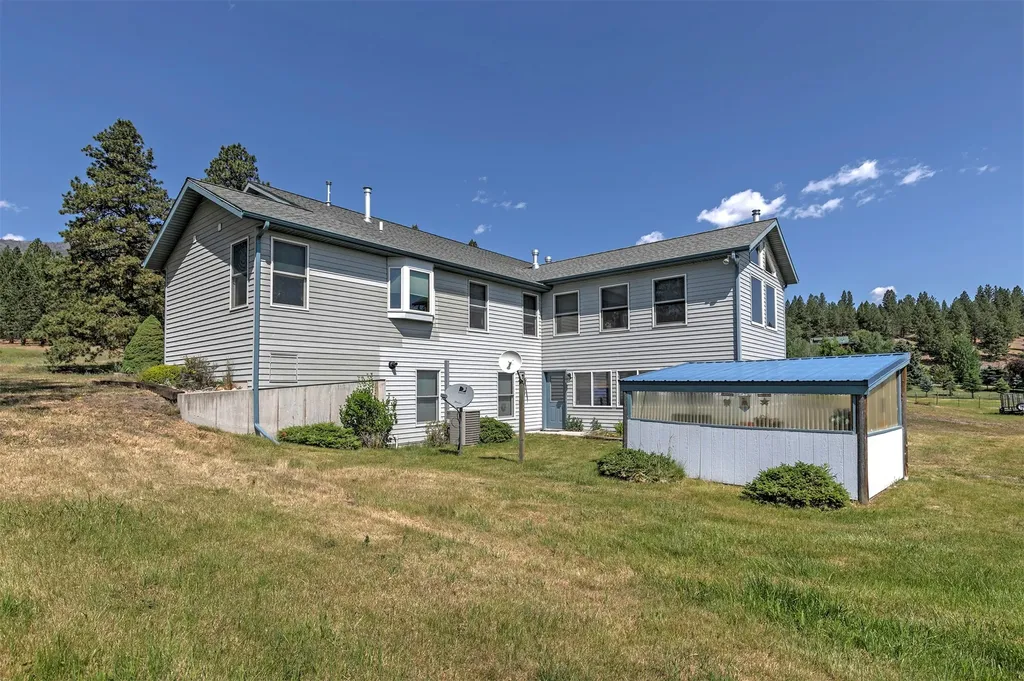 511 & 499 Gold Creek Loop Hamilton MT 59840