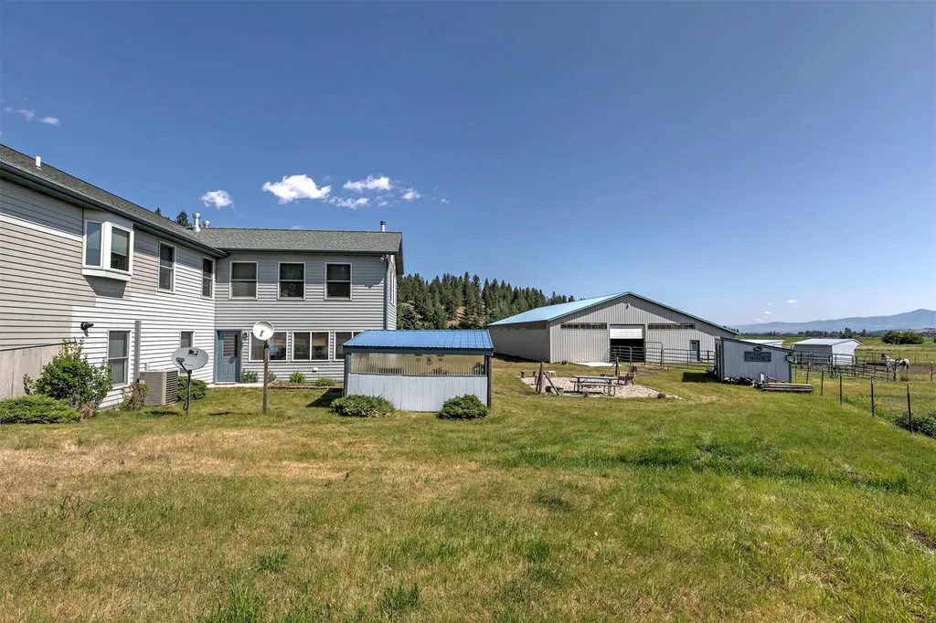 511 & 499 Gold Creek Loop Hamilton MT 59840