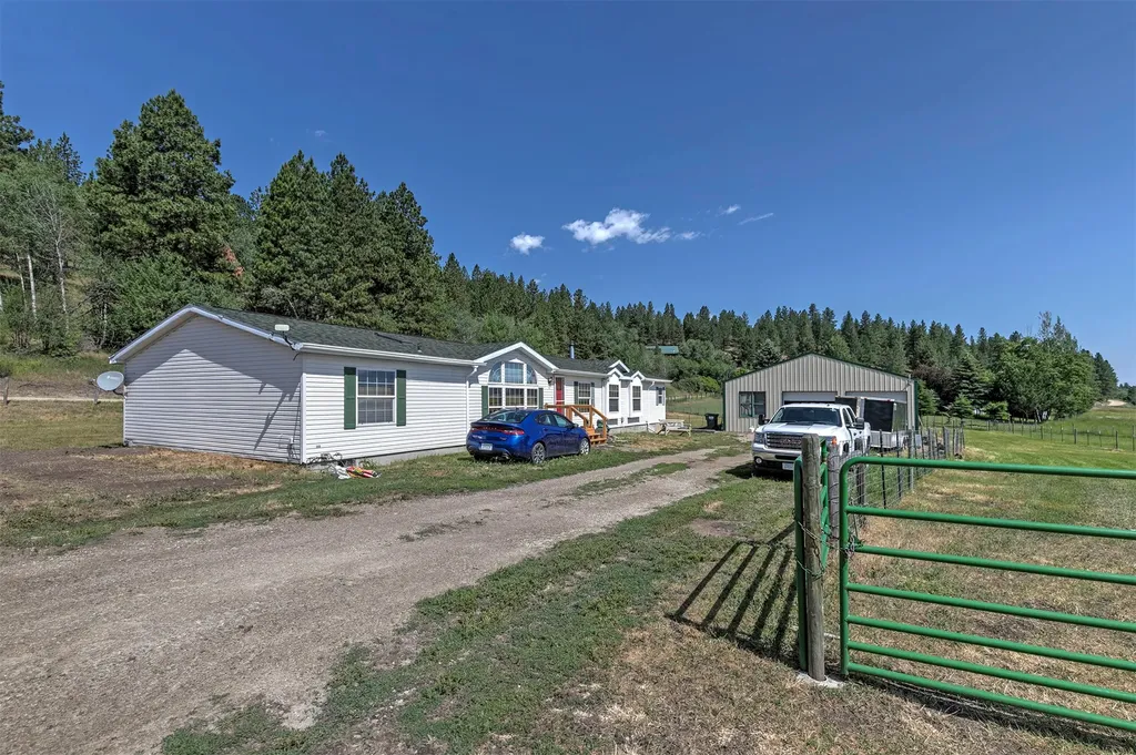 511 & 499 Gold Creek Loop Hamilton MT 59840