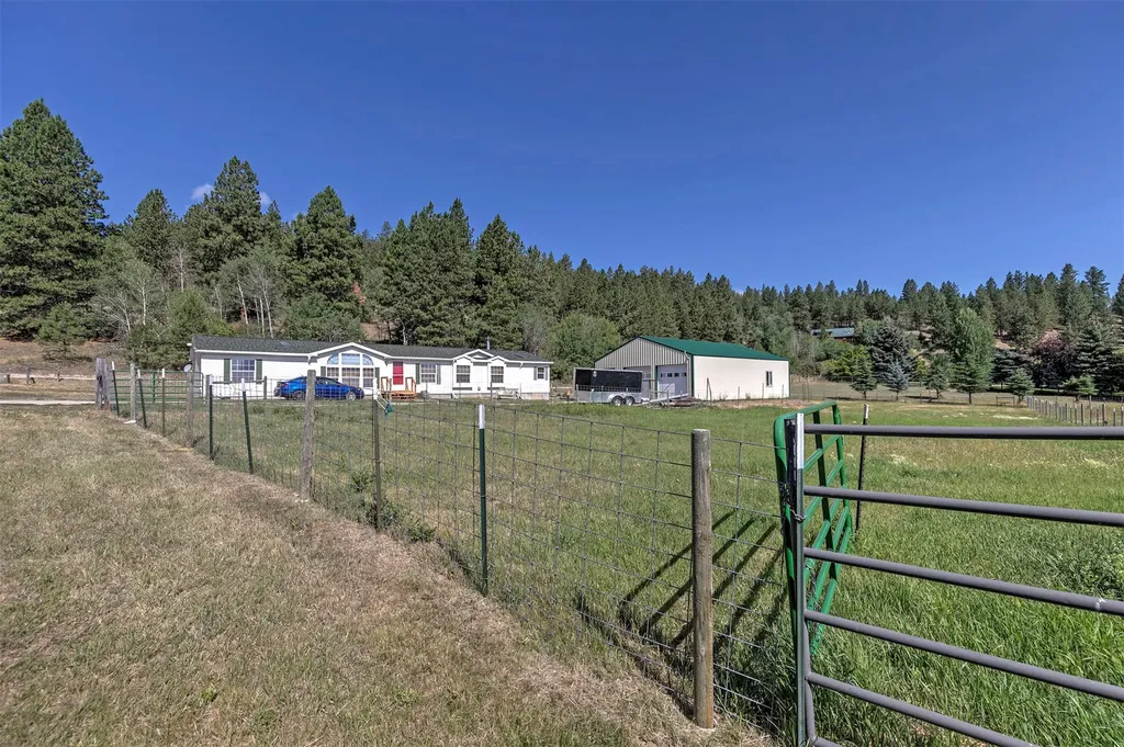 511 & 499 Gold Creek Loop Hamilton MT 59840