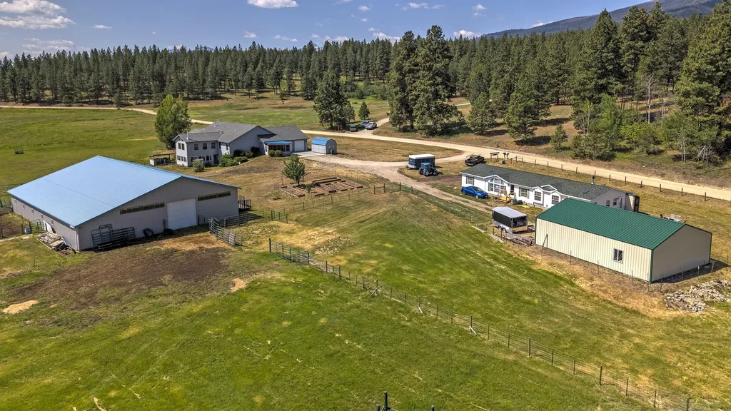 511 & 499 Gold Creek Loop Hamilton MT 59840