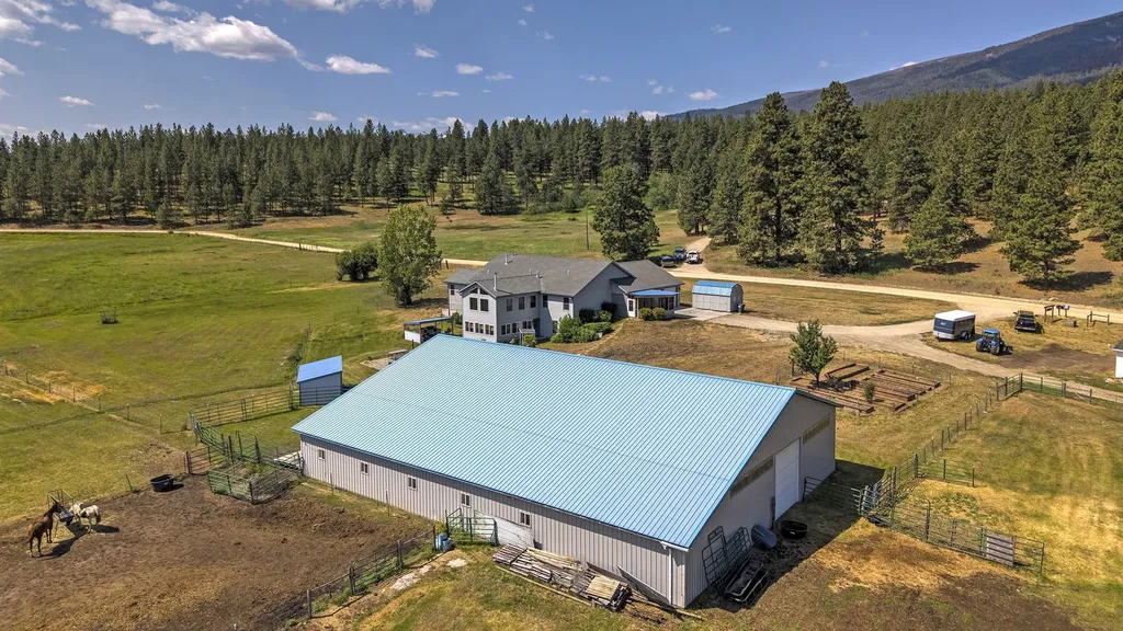 511 & 499 Gold Creek Loop Hamilton MT 59840