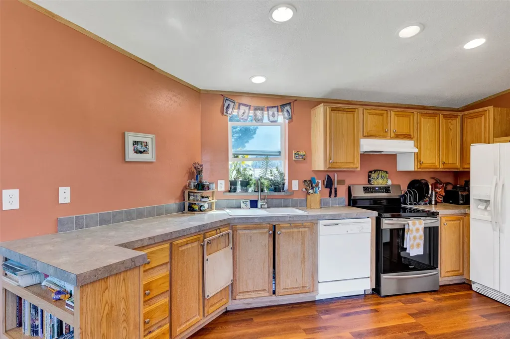 180 Owings Creek Road Hamilton MT 59840