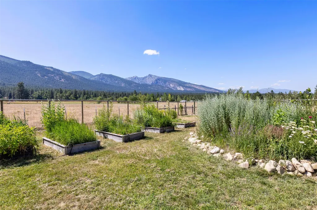 180 Owings Creek Road Hamilton MT 59840