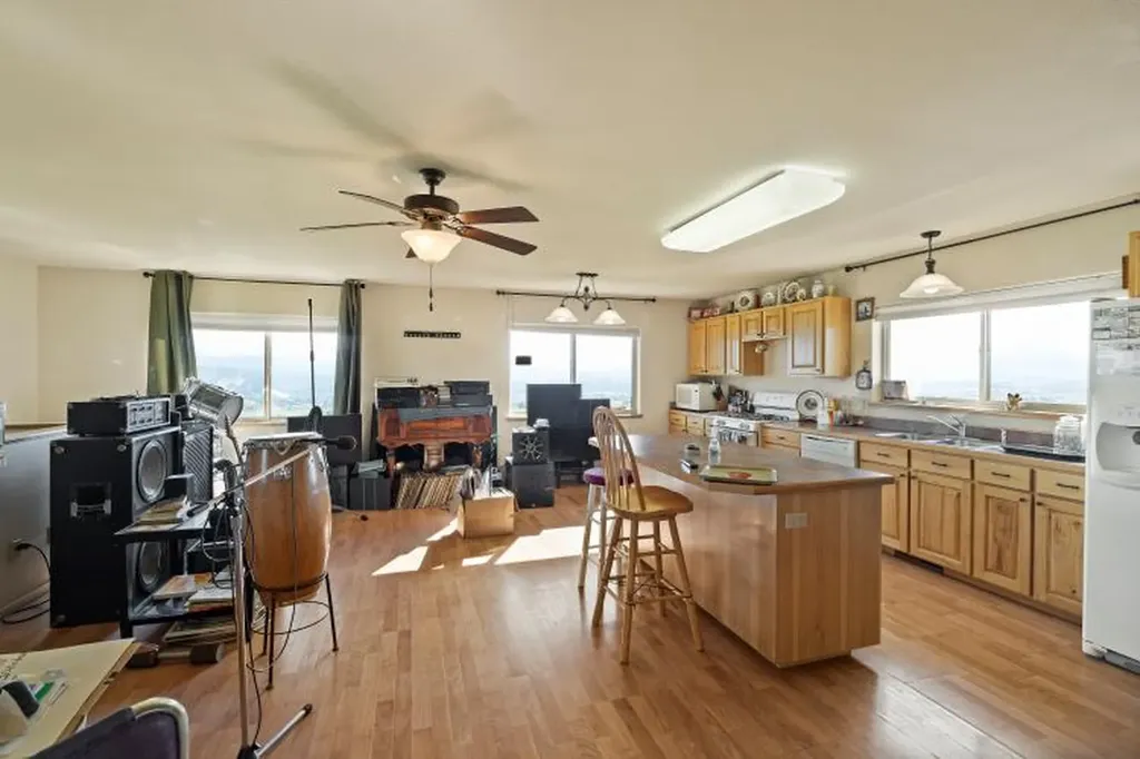 11 Vista View Drive Eureka MT 59917