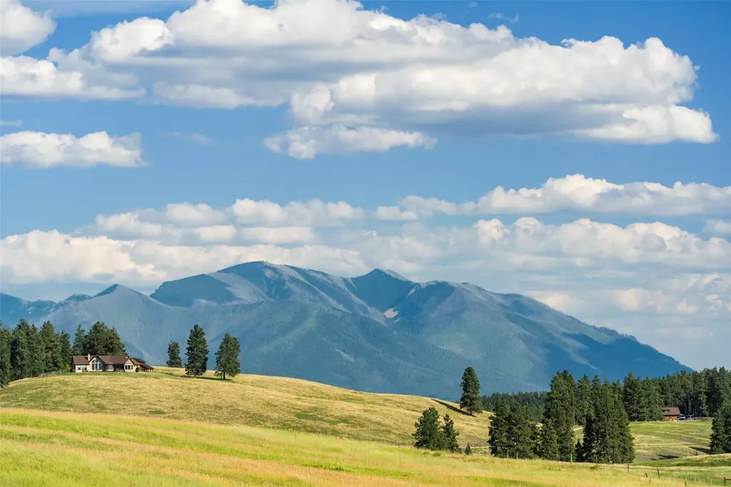 11 Vista View Drive Eureka MT 59917