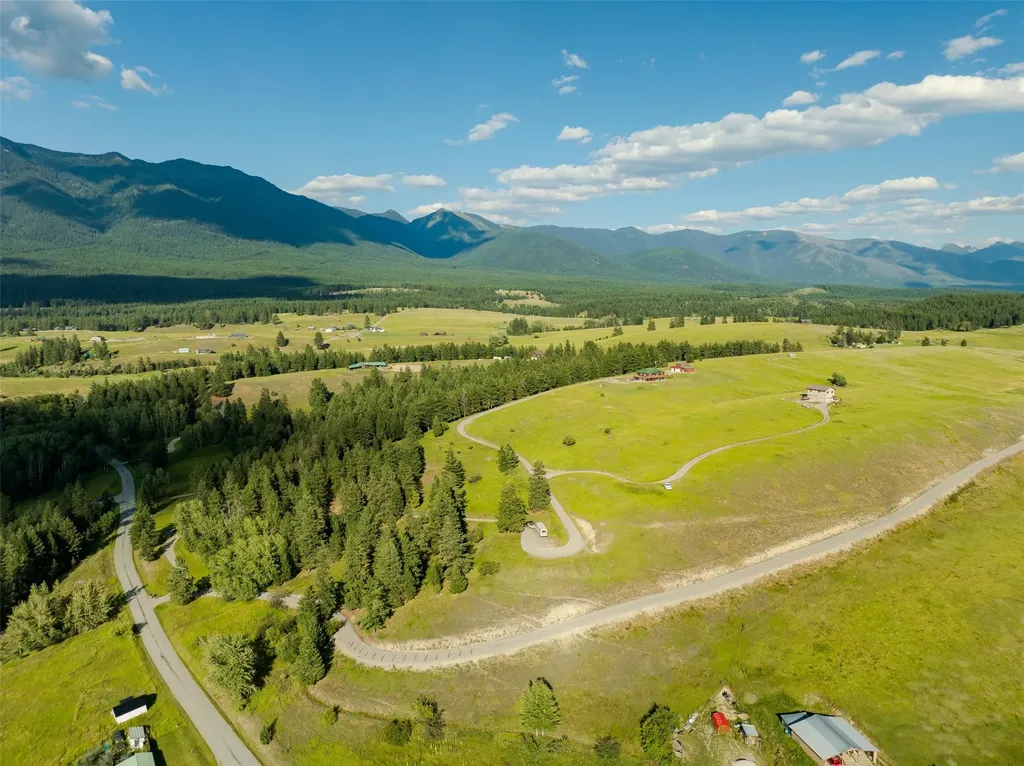 11 Vista View Drive Eureka MT 59917