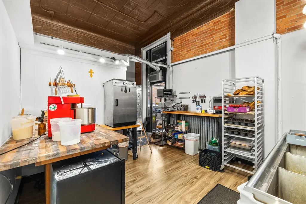 141 S Main Street Kalispell MT 59901