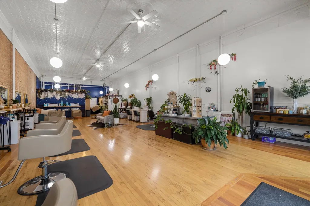 141 S Main Street Kalispell MT 59901
