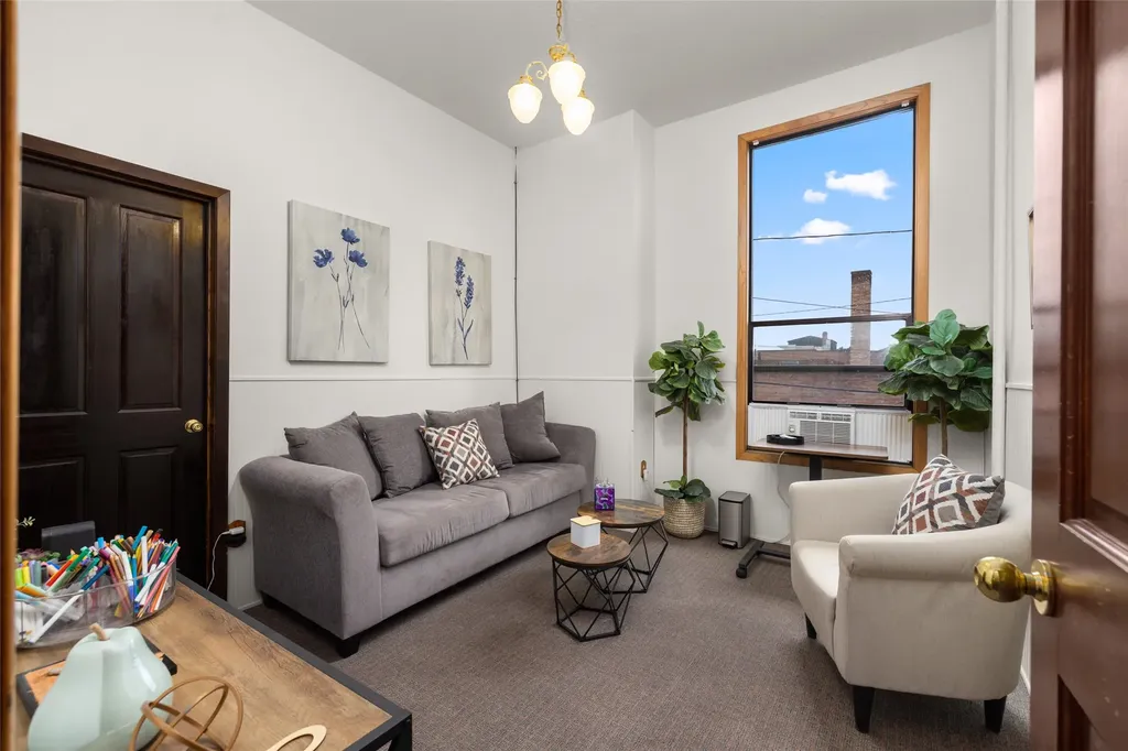 141 S Main Street Kalispell MT 59901
