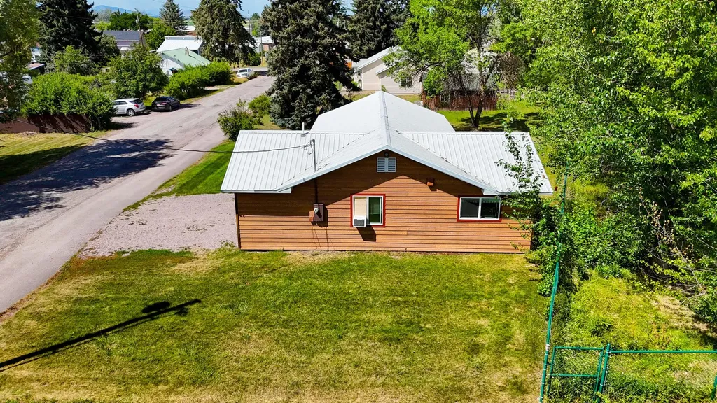 228 4th Avenue SE Ronan MT 59864