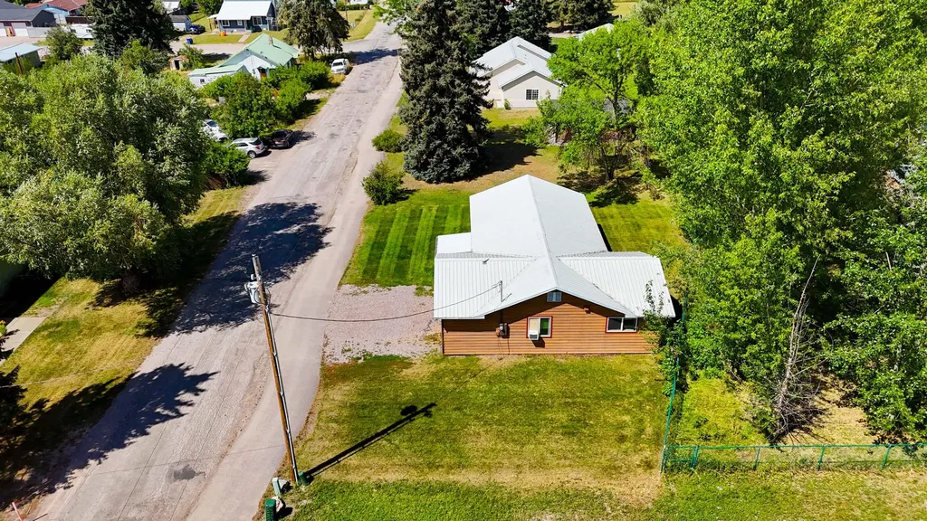 228 4th Avenue SE Ronan MT 59864