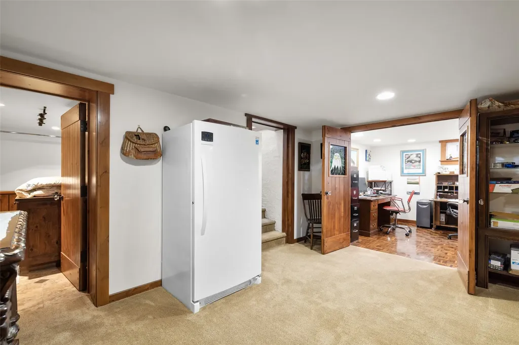 115 Ferndale Drive Bigfork MT 59911