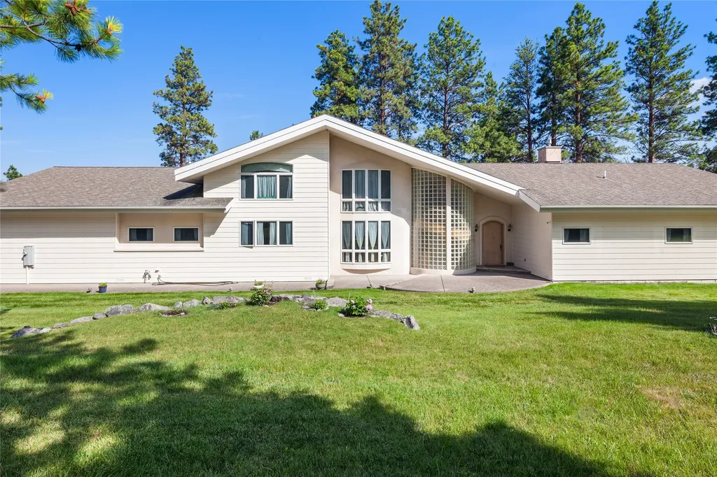 25802 Old Highway 93 Dayton MT 59914