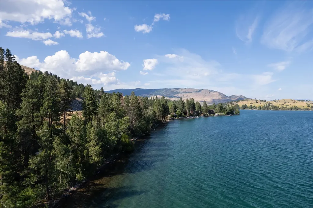 25802 Old Highway 93 Dayton MT 59914