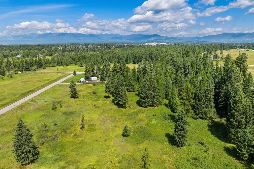 185 Kokanee Bend Drive Columbia Falls MT 59912